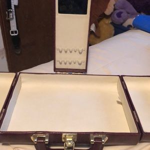 Snakeskin foldable makeup box